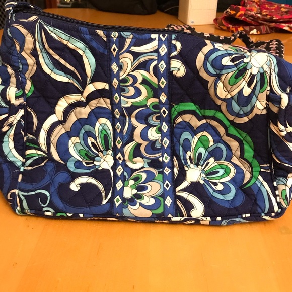 Vera Bradley purse - Picture 2 of 4